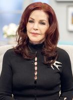 https://margit2.hu/forumba-alairasok/priscilla-presley2.jpg