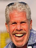 https://margit2.hu/forumba-alairasok/ron-perlman1.jpg