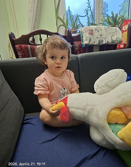 https://margit2.hu/forumba-csaladi-kepek/2026-tol/1-h-ul-20260421.jpg