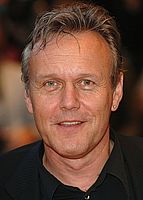 https://margit2.hu/forumba-kepek/anthony-head2.jpg