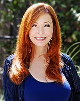 https://margit2.hu/forumba-kepek/cassandra-peterson.jpg