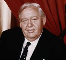 https://margit2.hu/forumba-kepek/charles-laughton3.jpg