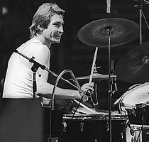 https://margit2.hu/forumba-kepek/charlie-watts.jpg