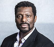 https://margit2.hu/forumba-kepek/eamonn-walker3.jpg