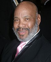 https://margit2.hu/forumba-kepek/james-avery3.jpg