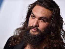 https://margit2.hu/forumba-kepek/jason-momoa3.jpg