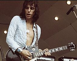 https://margit2.hu/forumba-kepek/jeff-beck.jpg