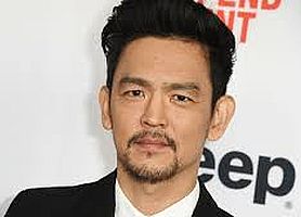https://margit2.hu/forumba-kepek/john-cho3.jpg