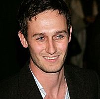 https://margit2.hu/forumba-kepek/josh-stewart.jpg