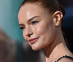 https://margit2.hu/forumba-kepek/kate-bosworth3.jpg