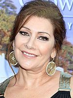 https://margit2.hu/forumba-kepek/marina-sirtis3.jpg