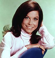 https://margit2.hu/forumba-kepek/mary-tyler-moore.jpg
