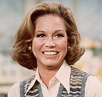 https://margit2.hu/forumba-kepek/mary-tyler-moore2.jpg