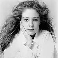 https://margit2.hu/forumba-kepek/megan-follows2.jpg