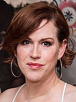 https://margit2.hu/forumba-kepek/molly-ringwald3.jpg