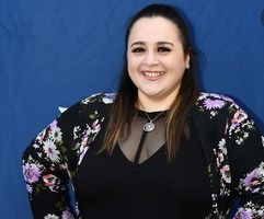 https://margit2.hu/forumba-kepek/nikki-blonsky2.jpg