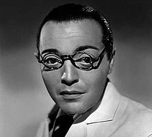 https://margit2.hu/forumba-kepek/peter-lorre2.jpg