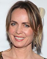 https://margit2.hu/forumba-kepek/radha-mitchell3.jpg