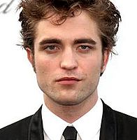 https://margit2.hu/forumba-kepek/robert-pattinson2.jpg