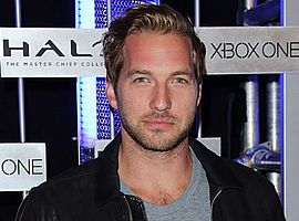 https://margit2.hu/forumba-kepek/ryan-hansen2.jpg
