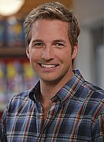 https://margit2.hu/forumba-kepek/ryan-hansen3.jpg