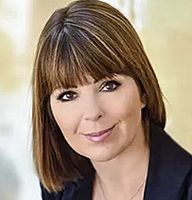 https://margit2.hu/forumba-kepek2/auth-csilla2.jpg