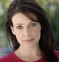 https://margit2.hu/forumba-kepek2/meredith-salenger2.jpg