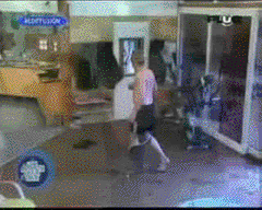 https://margit2.hu/forumba-videok/ha-felduhitenek.gif